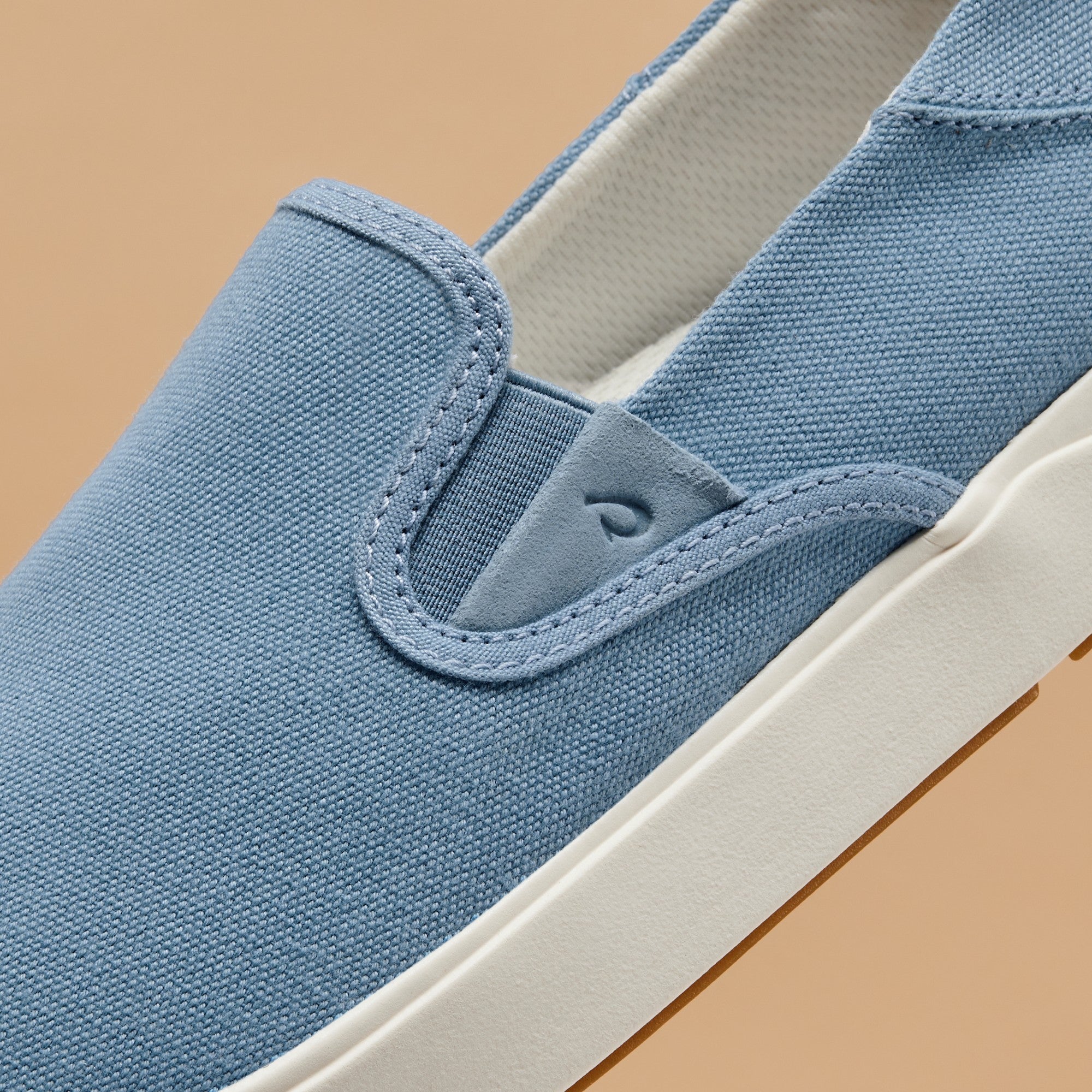 Lae‘ahi - Blissful Blue / Canvas - Image 2